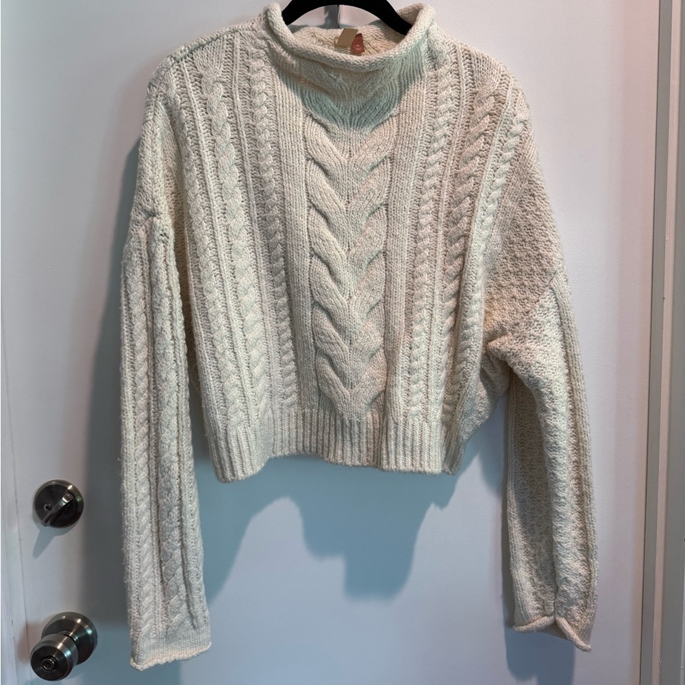 Chunky Knit Crop Sweater
